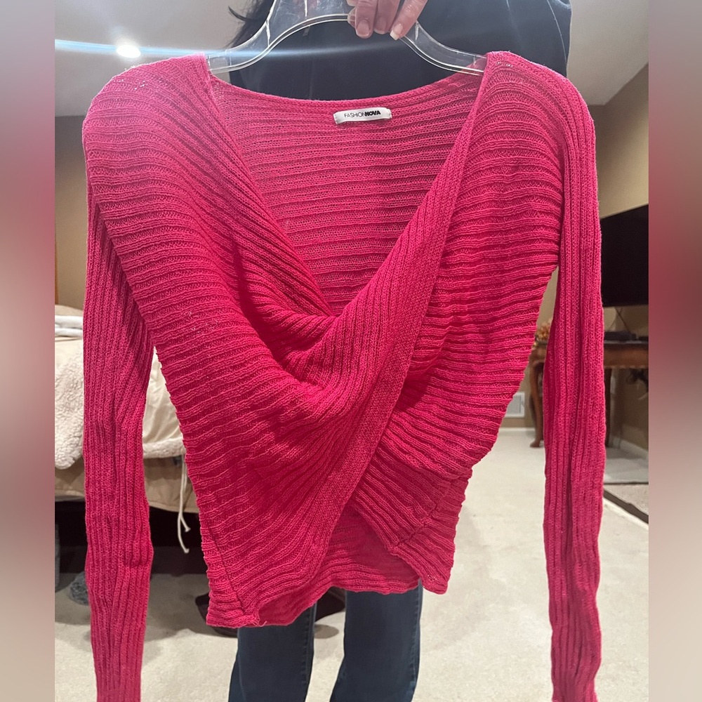 sweater cross in front top